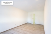 Gästezimmer - weiterer Blick - Zeitlose Villenresidenz mit Süd-Westgarten auf weitläufigem Grundstück