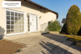 Hauseingang - Zeitlose Villenresidenz mit Süd-Westgarten auf weitläufigem Grundstück
