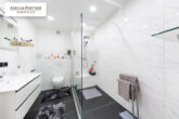 Modernisiertes Reihenhaus mit Einliegerwohnung in ruhiger, familienfreundlicher Lage - Badezimmer 2.OG